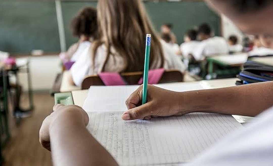 Pé-de-Meia: estudantes acreanos receberão benefício a partir de 26 de março