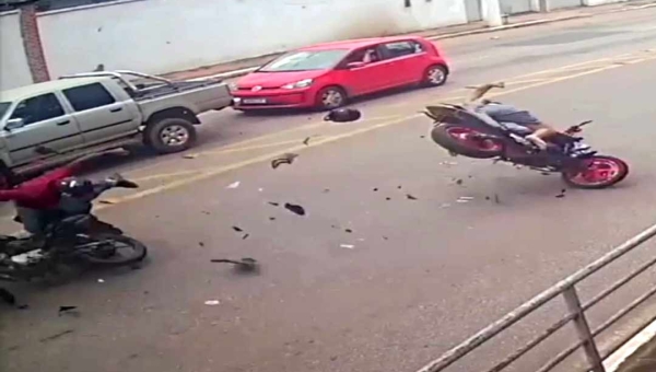 No Bosque, motociclista invade contramão, colide frontalmente e acaba perdendo a vida