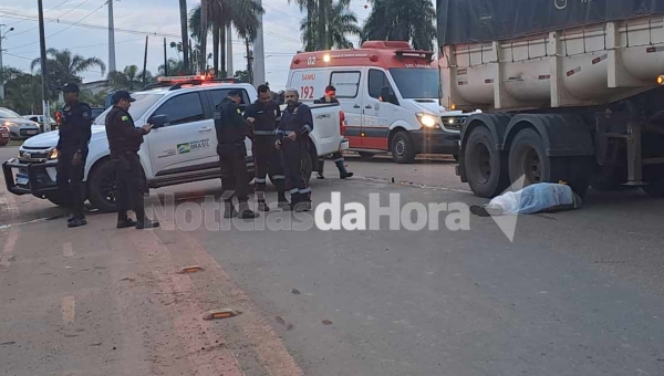 Trabalhador tem cabeça esmagada por caminhão na Avenida Sobral