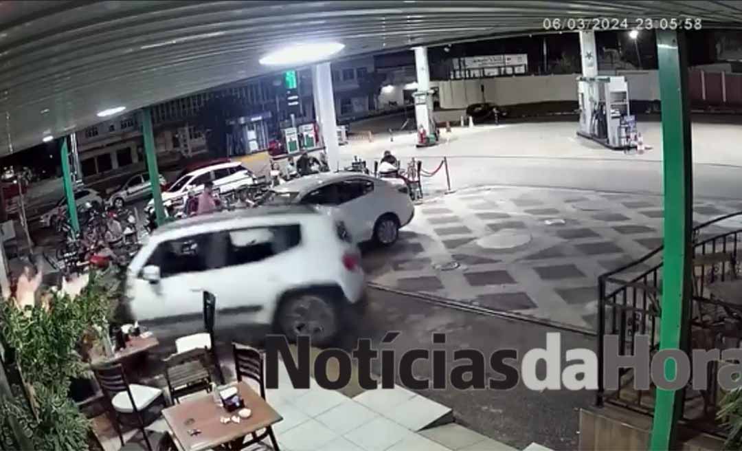 Carro invade Conveniência em Posto de Gasolina na Avenida Ceará e Nações Unidas