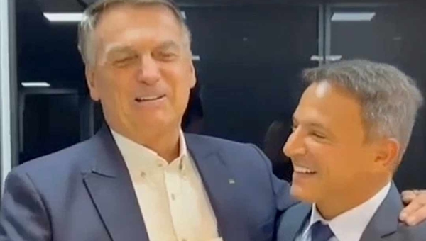 Bolsonaro chega ao Acre no dia 21 de março, data de seu aniversário, e vai receber os parabéns dos bolsonaristas no aeroporto