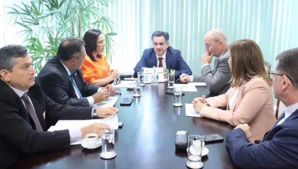 Sem a presença de Gladson, Ciro Nogueira tem reunião com cúpula do PP do Acre e referenda pré-candidatura de Alysson