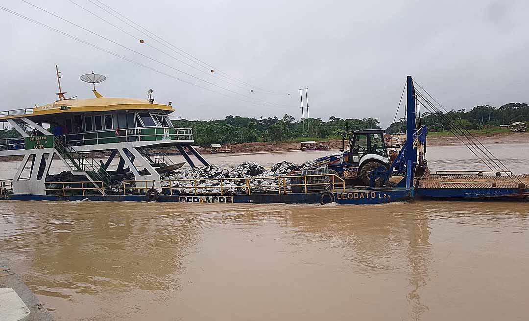 Deracre envia 100 toneladas de insumos para obras no aeródromo de Marechal Thaumaturgo