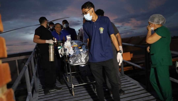 Primeira paciente vítima de acidente aéreo em Manoel Urbano chega ao Pronto-Socorro de Rio Branco