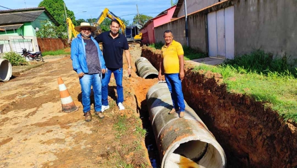 Prefeitura de Sena Madureira continua investindo em obras de drenagem para melhorar a qualidade de vidas dos moradores