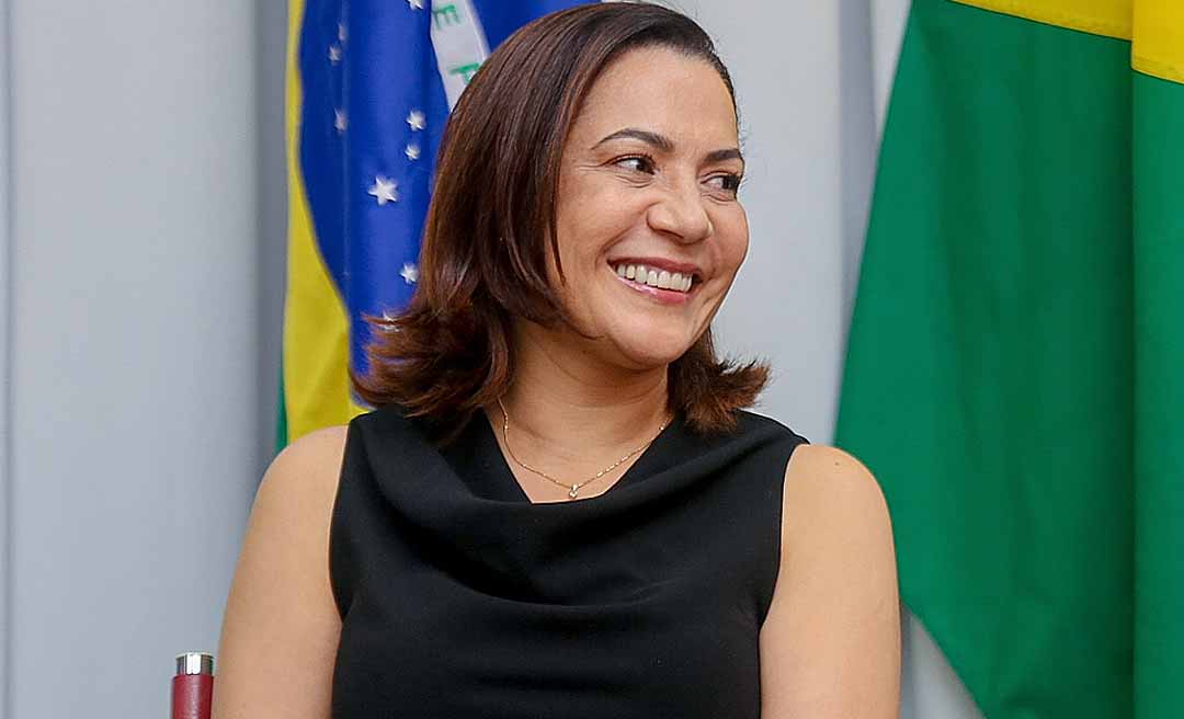 Governadora em exercício Mailza Assis sanciona Lei que institui cartão digital de vacinação no Acre