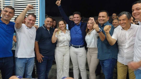 Sob rejeição do PP de Brasiléia, Fernanda Hassem se filia ao partido em ato na capital e ironiza ausência de Socorro: “O problema é dela que não veio”