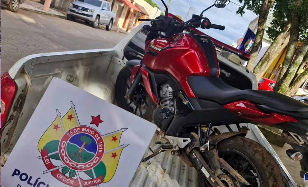 Motocicleta roubada é recuperada em tempo recorde pela Polícia Militar