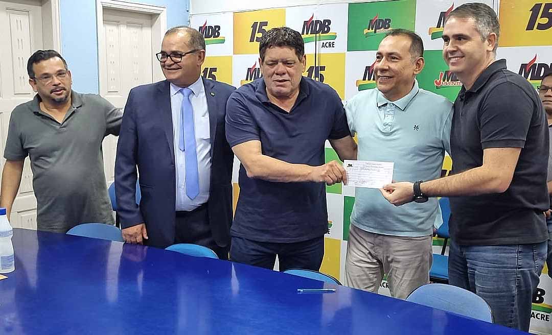 Ex-deputado estadual Heitor Júnior se filia ao MDB e vai disputar uma vaga na Câmara de Rio Branco