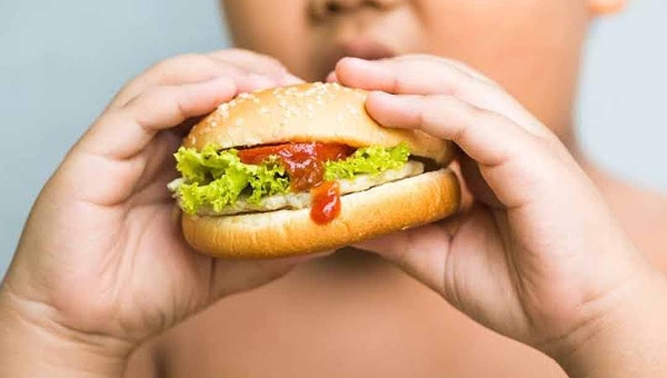 Uma em cada três crianças no Brasil tem sobrepeso, alerta pesquisa o Novo Atlas Mundial da Obesidade