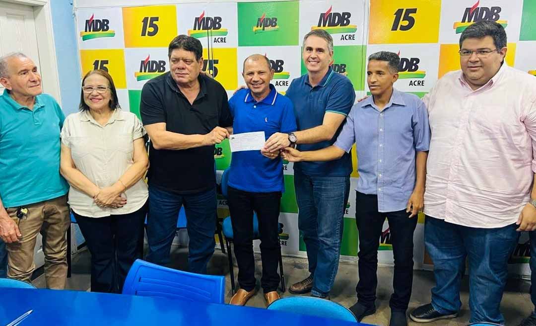 Jó do Acre se filia ao MDB de Flaviano e reforça chapa do partido para a Câmara de Rio Branco