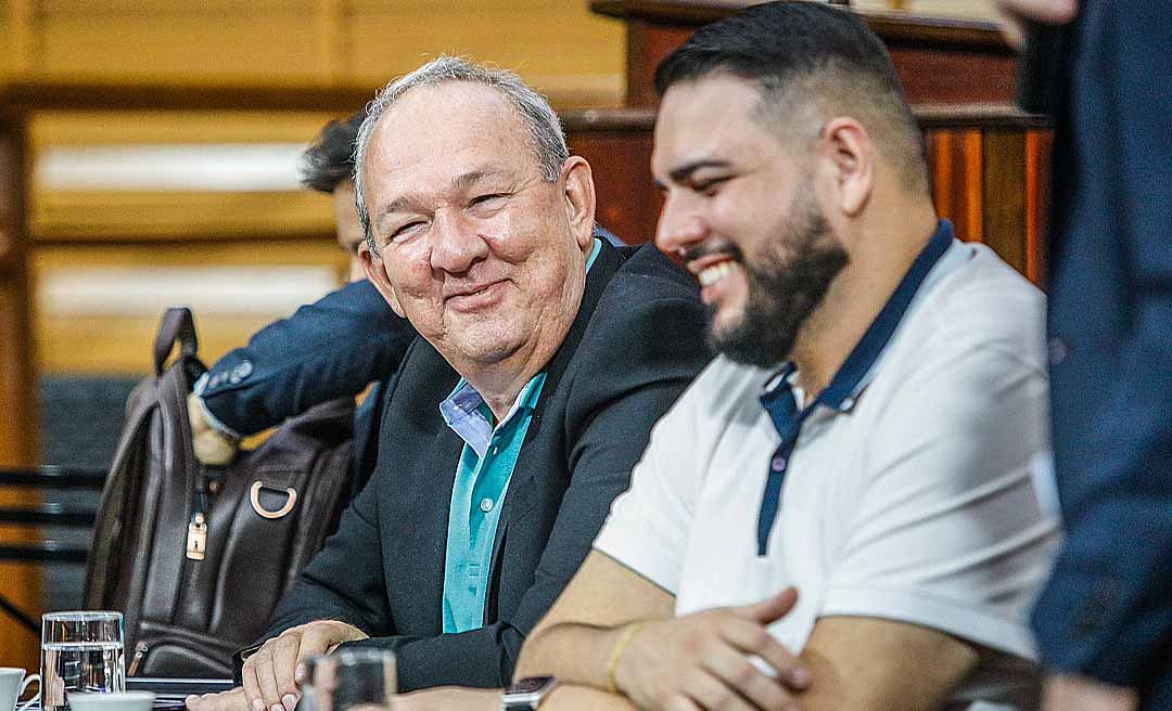 “Nós não vamos condenar esse debate a uma discussão rasa, ideológica, sem pé nem cabeça”, diz Calixto ao defender federalização da Fundhacre