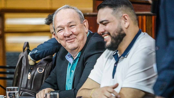 “Nós não vamos condenar esse debate a uma discussão rasa, ideológica, sem pé nem cabeça”, diz Calixto ao defender federalização da Fundhacre