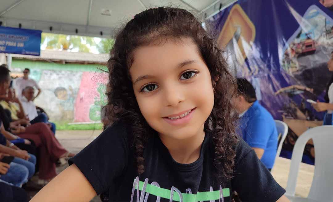 Conheça Samantha Valentina, de 4 anos, fã N⁰ 1 do prefeito de Rio Branco