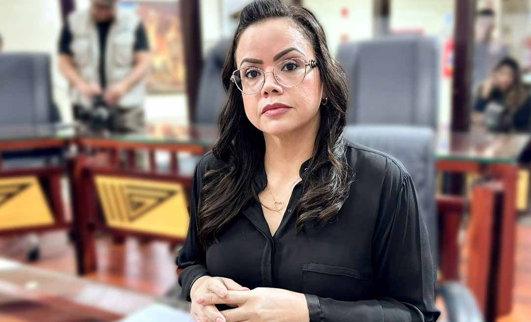 Com dinheiro em caixa, Educação do Acre ignora pauta dos trabalhadores; Michelle Melo pede respeito