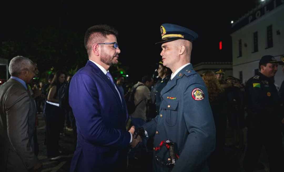 Em solenidade com a presença de Gladson, PM e Corpo de Bombeiros promovem 213 praças e oficiais