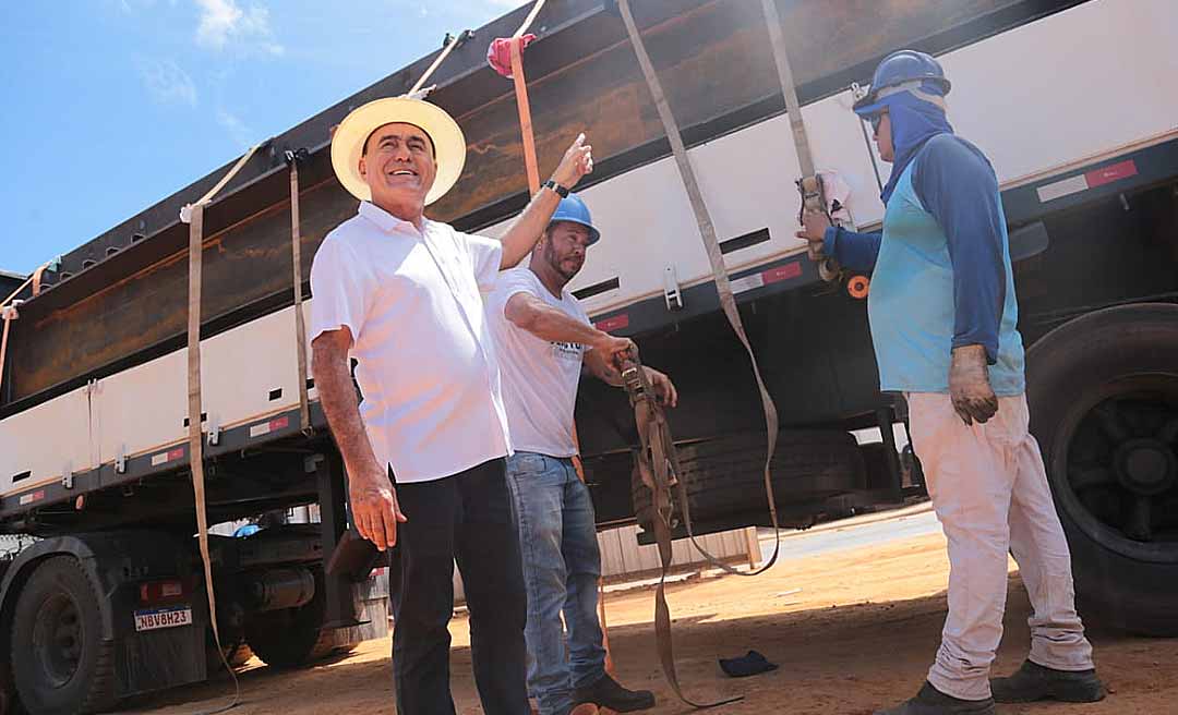 Durante visita a obras do elevado da Dias Martins, Bocalom anuncia abertura de licitação para viaduto da AABB