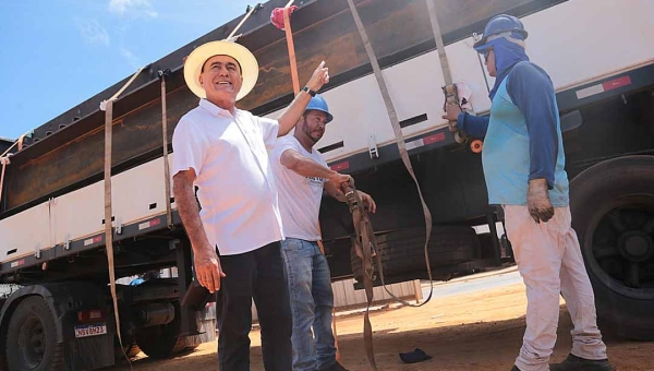 Durante visita a obras do elevado da Dias Martins, Bocalom anuncia abertura de licitação para viaduto da AABB