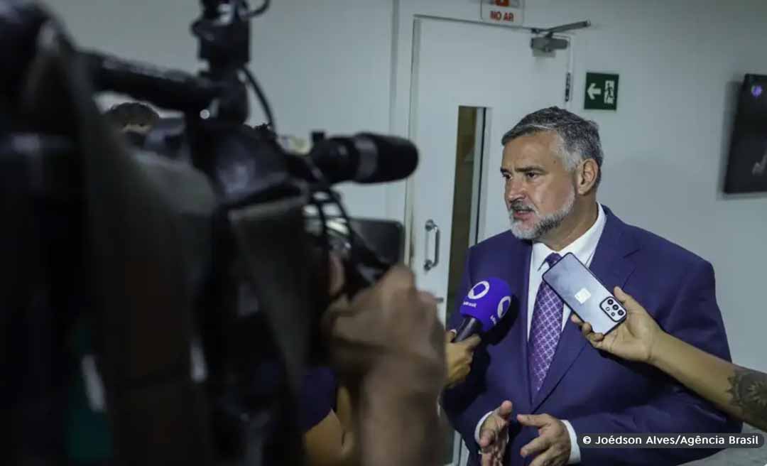 Governo estuda adiamento do concurso unificado no RS, diz Pimenta