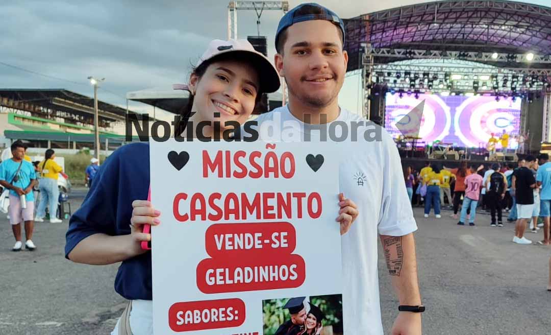 Jovens vendem geladinho na Marcha Para Jesus para ajudar nos custos do casamento