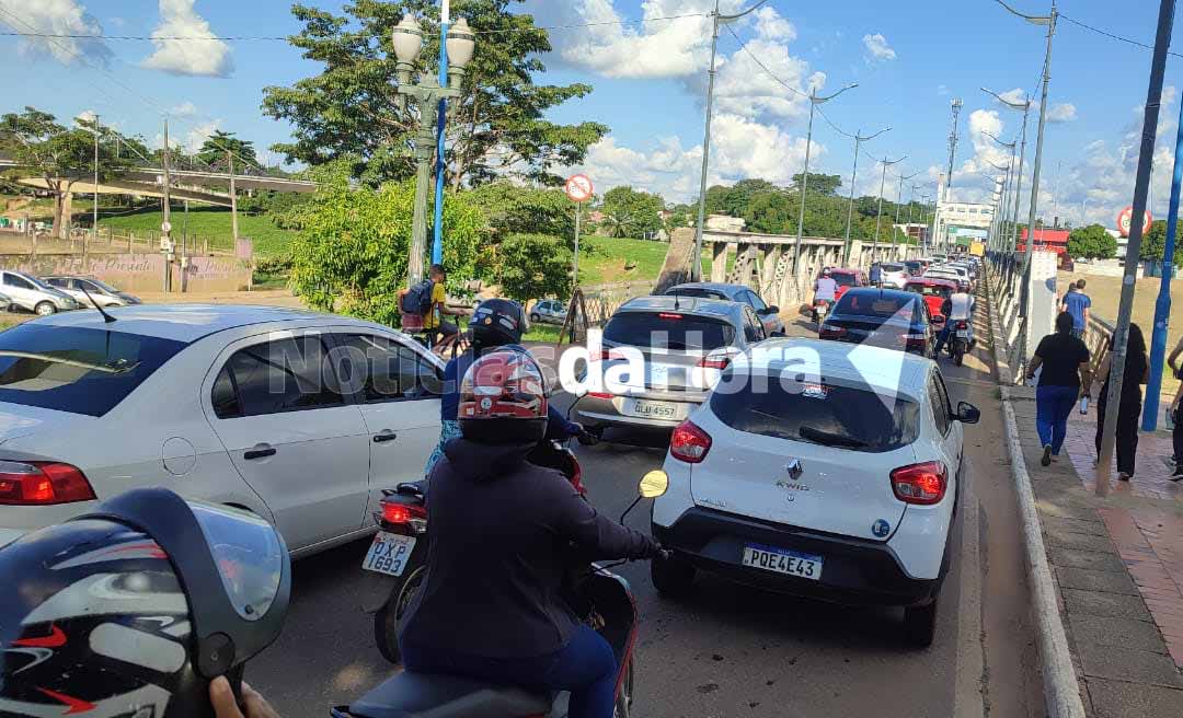 Bloqueio de ruas no 2⁰ Distrito, devido a Marcha para Jesus, causa congestionamento na Ponte Metálica