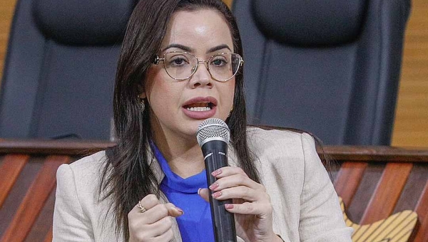 Michelle Melo afirma que educação, conscientização e informação são aliados no combate à violência contra a mulher