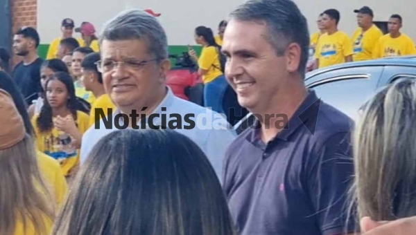 Evitando falar sobre política, Marcus Alexandre participa da Marcha Para Jesus