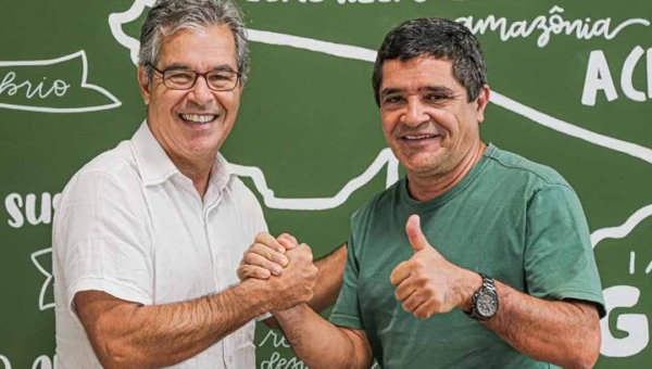 PT de Senador Guiomard lança pré-candidatura do professor Adonay Brito à Prefeitura