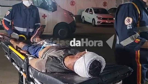 Ataque de fúria da esposa em um bar deixa homem gravemente ferido