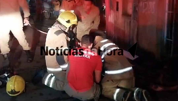 Homem morre asfixiado em princípio de incêndio no Centro de Rio Branco