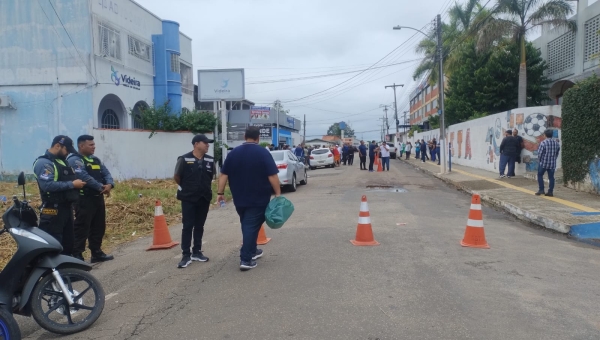 Rua que dá acesso à sede do PP é fechada por causa de evento de anúncio da chapa Bocalom/Alysson