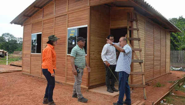 Programa 1001 Dignidades de Bocalom começa a ganhar forma; licitação para contratar empresa de terraplanagem é aberta