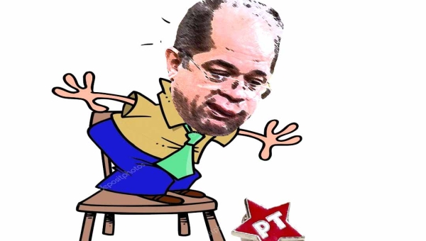 Debochado, Marcus Cavalcante ironiza chapa União Brasil/PT em Feijó: “Ideologia? Zero!”