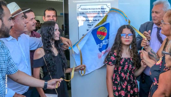 Prefeito Bocalom entrega unidade de Saúde na regional do Calafate