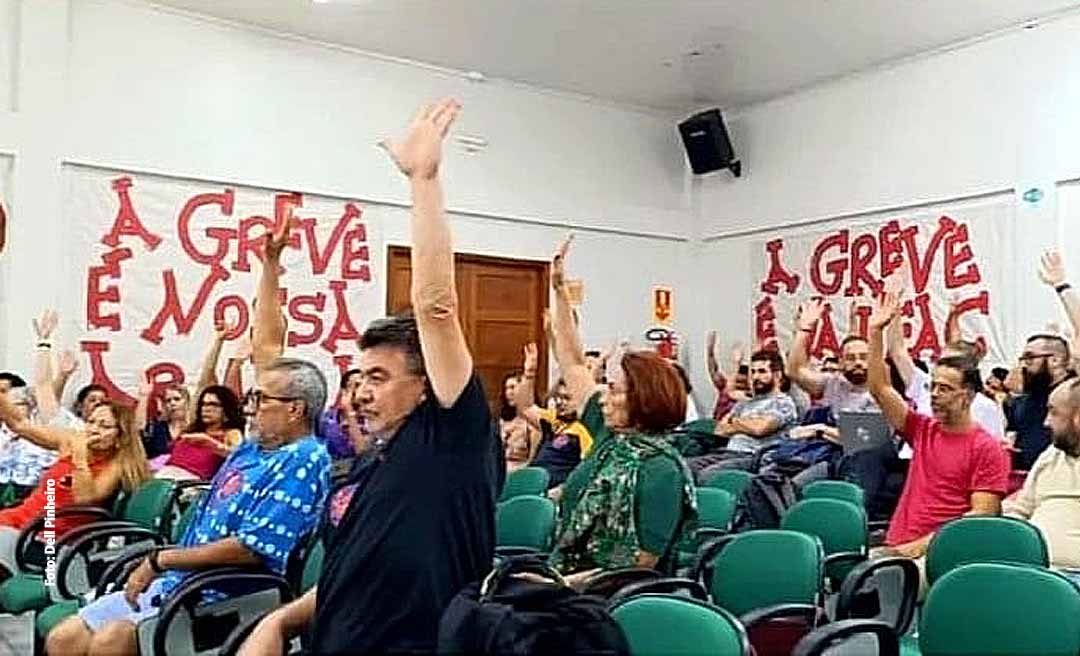 Professores e demais servidores da Ufac continuam em greve após proposta do governo ser rejeitada pela categoria