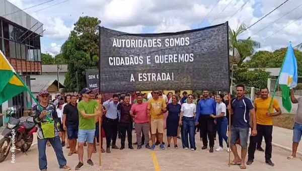 Porto Walter pede abertura de estrada que dá acesso a Rodrigues Alves