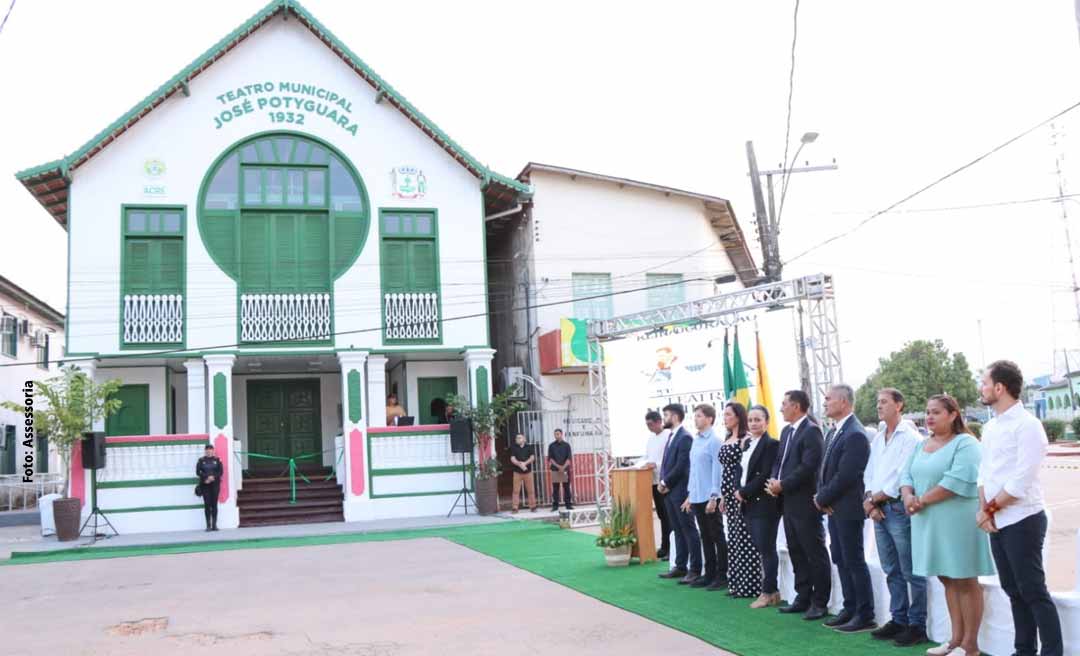 Teatro José Potyguara, em Tarauacá, é reaberto após maior reforma de sua história