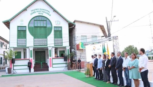 Teatro José Potyguara, em Tarauacá, é reaberto após maior reforma de sua história