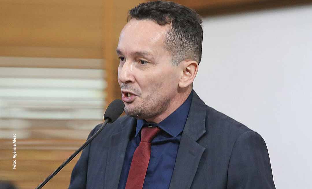 Adailton Cruz defende que auxílio saúde passe a ser de R$ 800, retroativo a janeiro