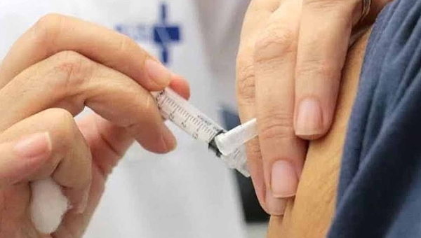 Vacinação contra gripe é antecipada na Capital para combater aumento de casos; saiba onde funcionam os pontos de imunização