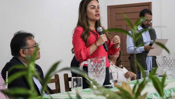 Fernanda Hassem destaca parceria entre prefeitura de Brasiléia, governo do estado e deputada Socorro Nery em favor das políticas públicas educacionais