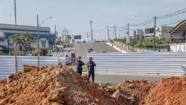 Prefeitura interdita rotatória da AABB para início das obras do novo viaduto e traça rotas alternativas para condutores; confira