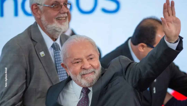 Governo Lula deixa 42% das emendas PIX dos municípios acreanos para depois das eleições