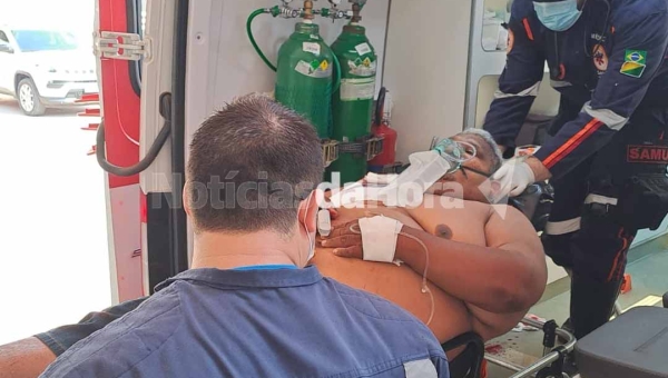 Criminoso se passa por mototaxista e tenta executar rival em bar na parte alta de Rio Branco