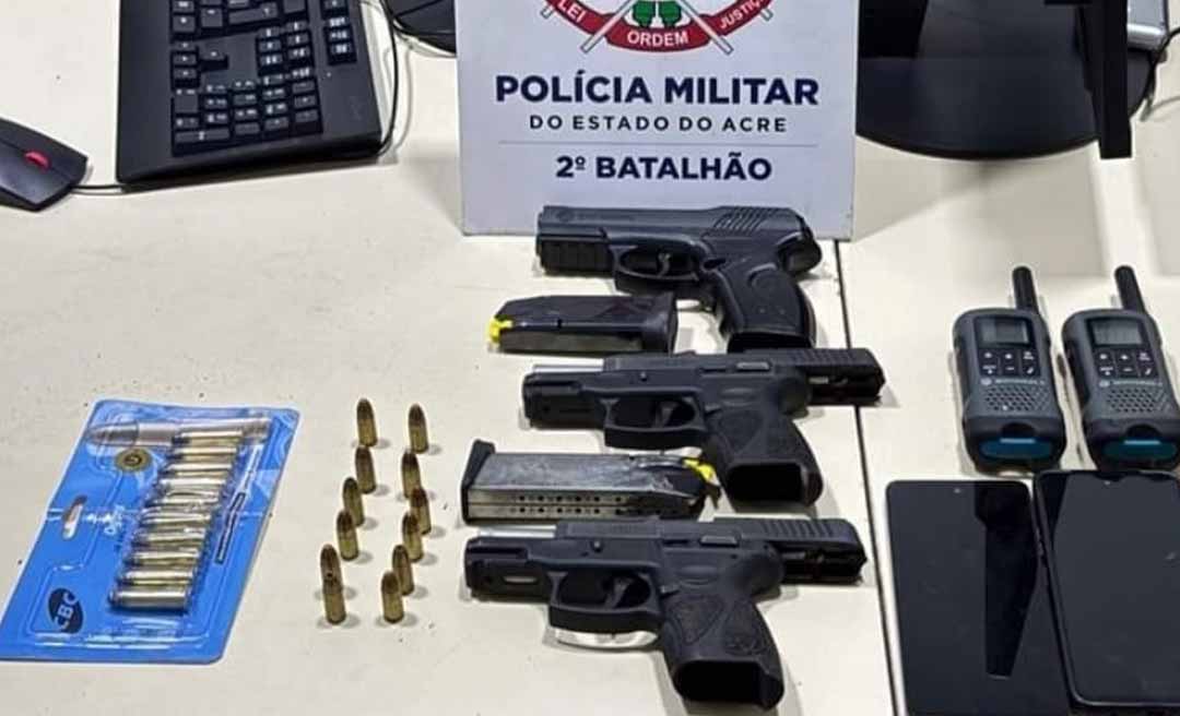 Trio é preso com pistola que teria sido apreendida em ocorrência anterior pela Polícia Militar