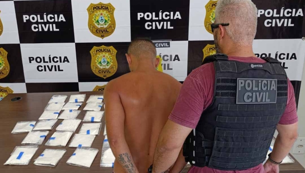 Polícia apreende 61 pacotes de pasta base de cocaína em Sena Madureira e prende dois suspeitos por tráfico