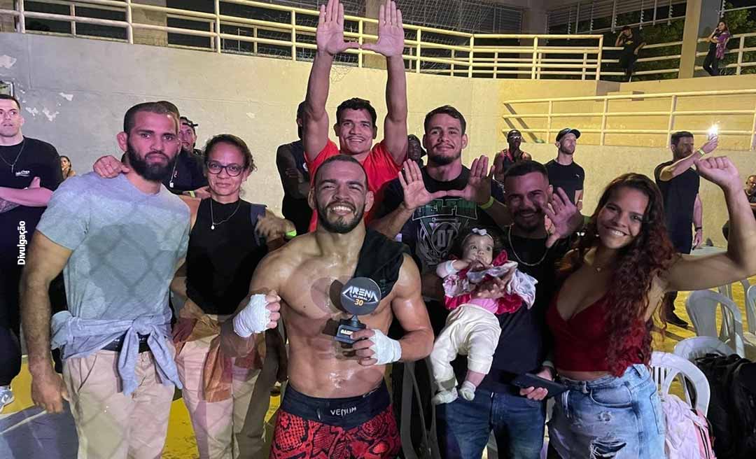 Lutador acreano vence combate de MMA no Rio de Janeiro nocauteando adversário no 2º round