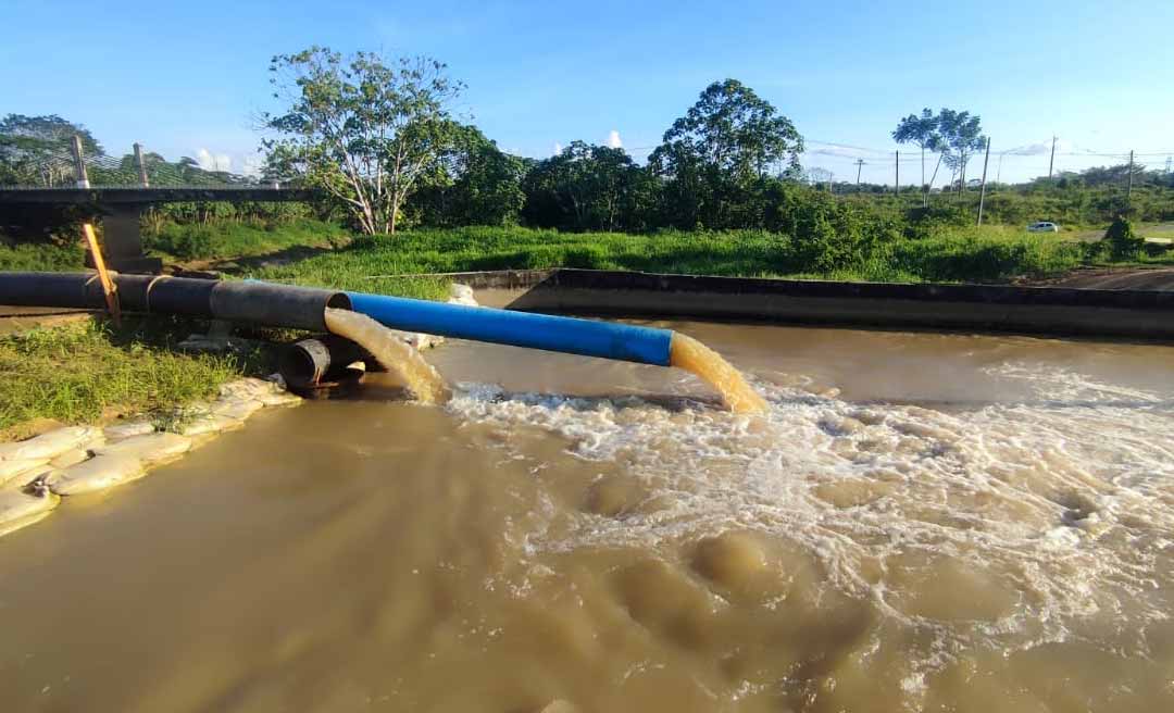 Em Rio Branco, ETAs I e II estão captando quase dois mil litros por segundo para manter abastecimento