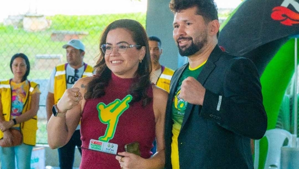 Michelle Melo prestigia Campeonato de Kung fu, organizado pela Federação Acadêmica de Boxer Yushu: “o esporte salva vidas”