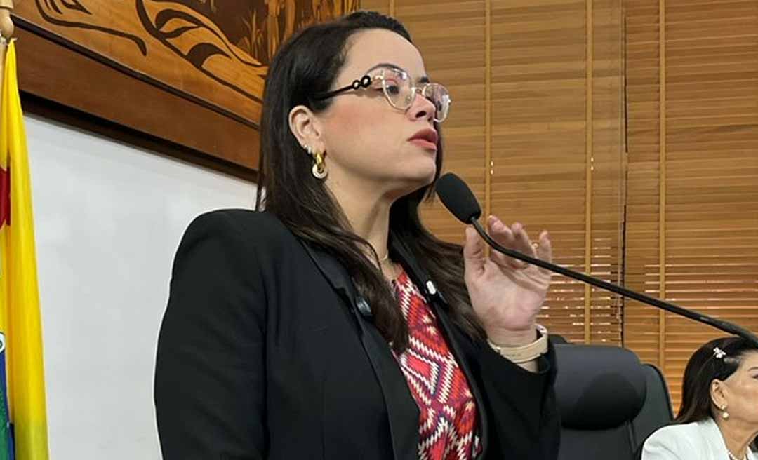 Michelle Melo critica governo por promessas não cumpridas com servidores da educação